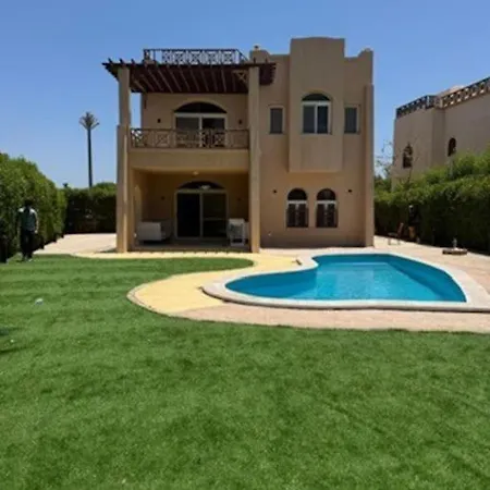 Elegant Beach Villa Sharm